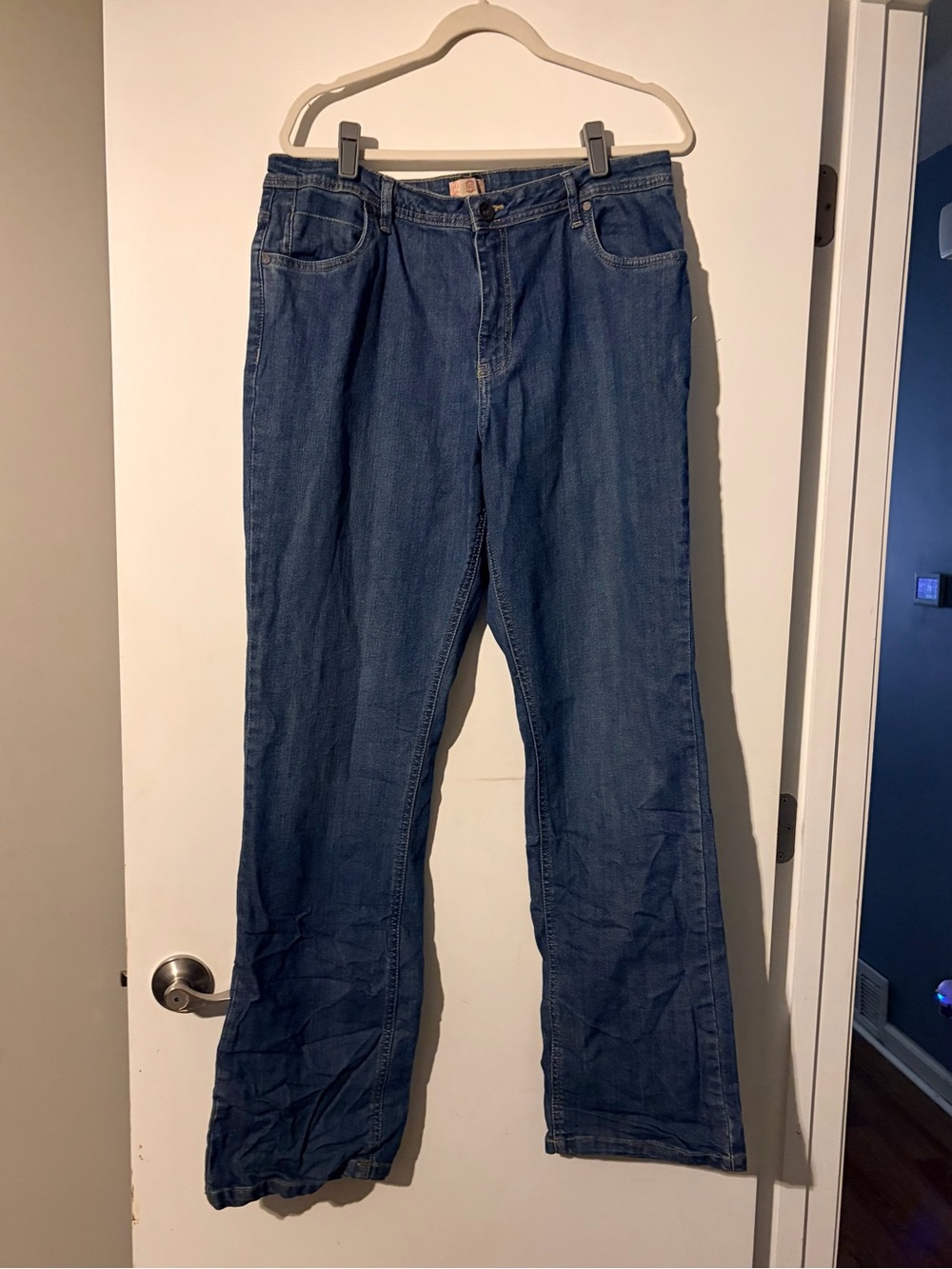 3/$17 Natural Reflections Jeans